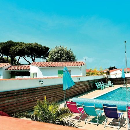 Hotel Jerodel Le Bois-Plage-en-Ré Exterior photo